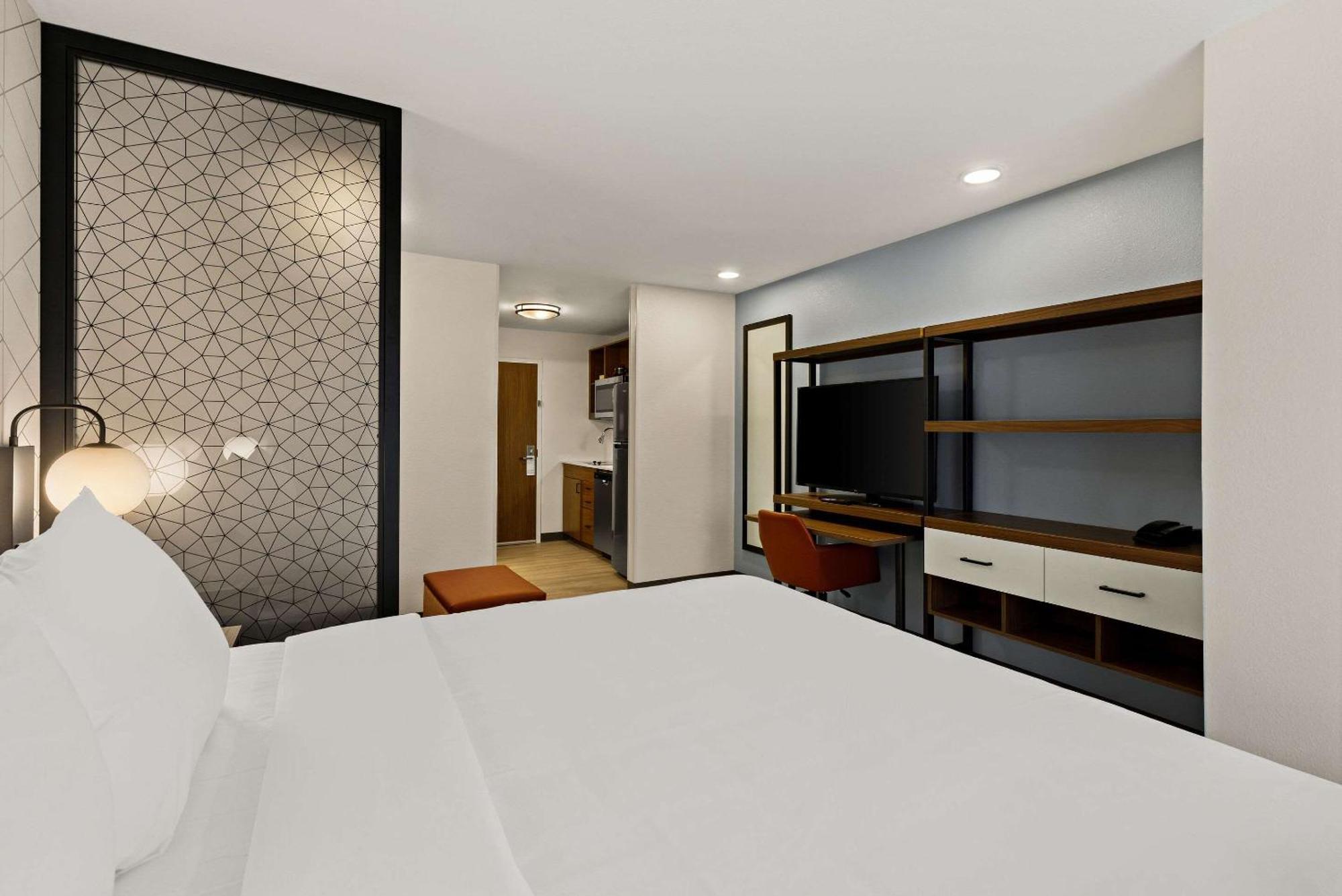 Everhome Suites El Paso Airport Near Fort Bliss Loma Terrace Εξωτερικό φωτογραφία