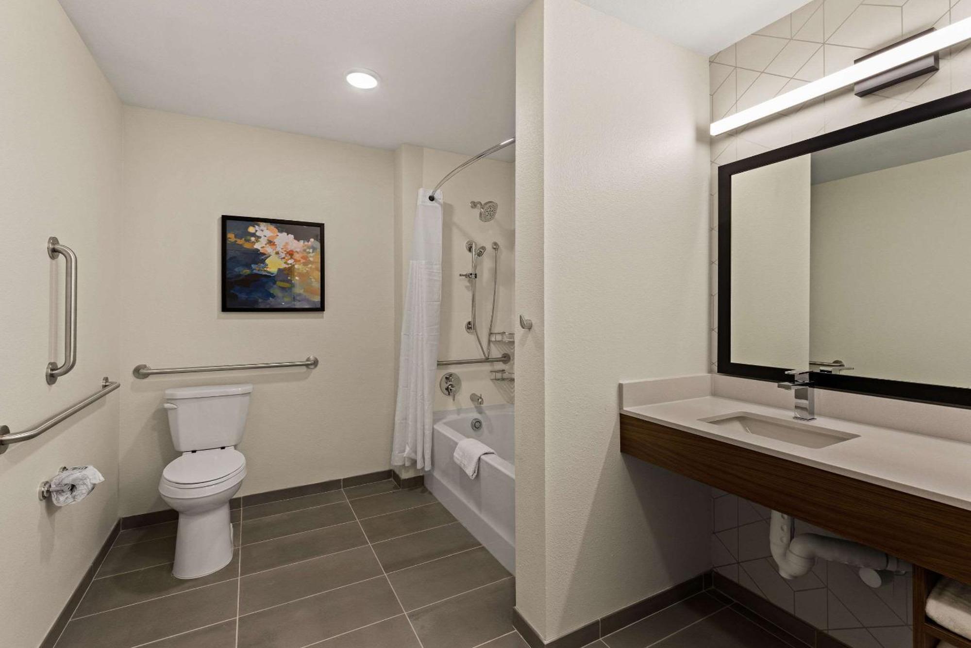Everhome Suites El Paso Airport Near Fort Bliss Loma Terrace Εξωτερικό φωτογραφία